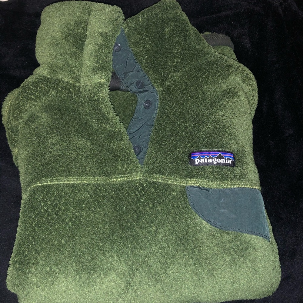 Olive green Patagonia